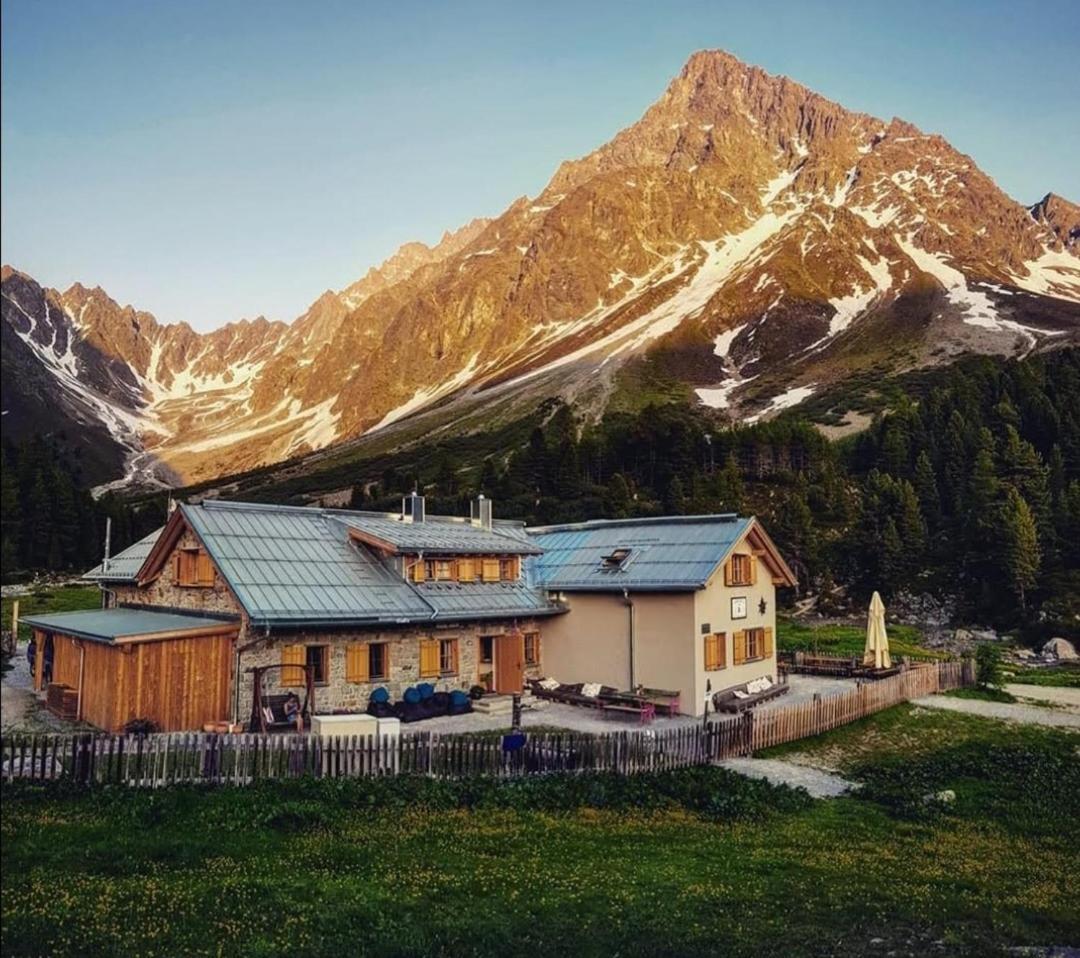 Haus Gfall Kaunertal Exterior foto