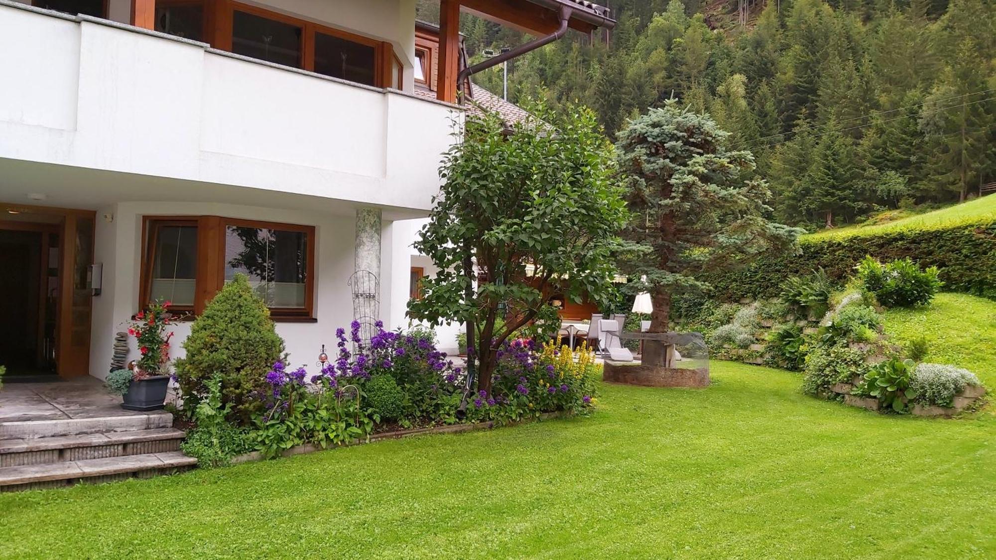 Haus Gfall Kaunertal Exterior foto